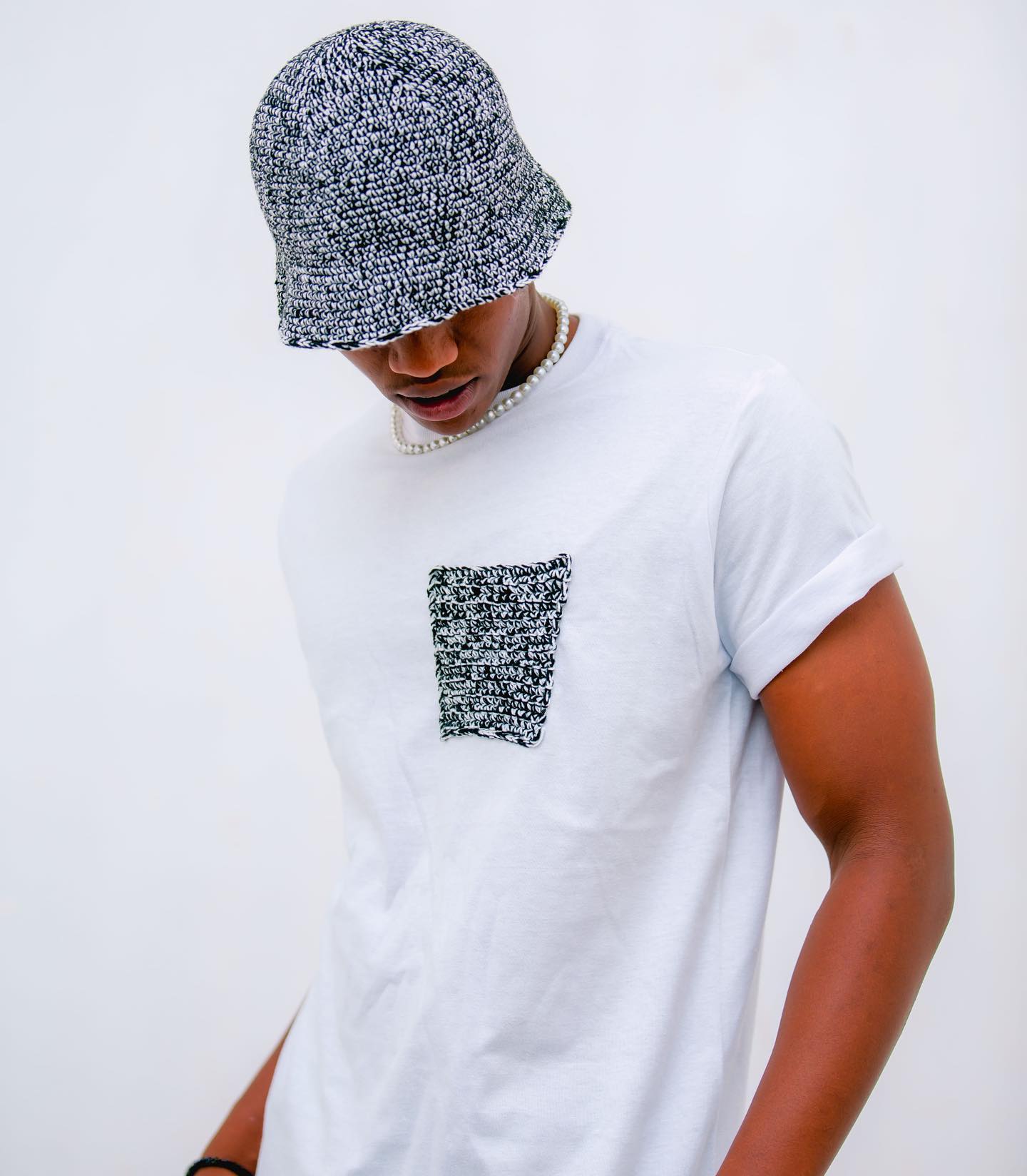 Handmade Knit Pocket T-Shirt & Bucket Hat Set - Monochrome